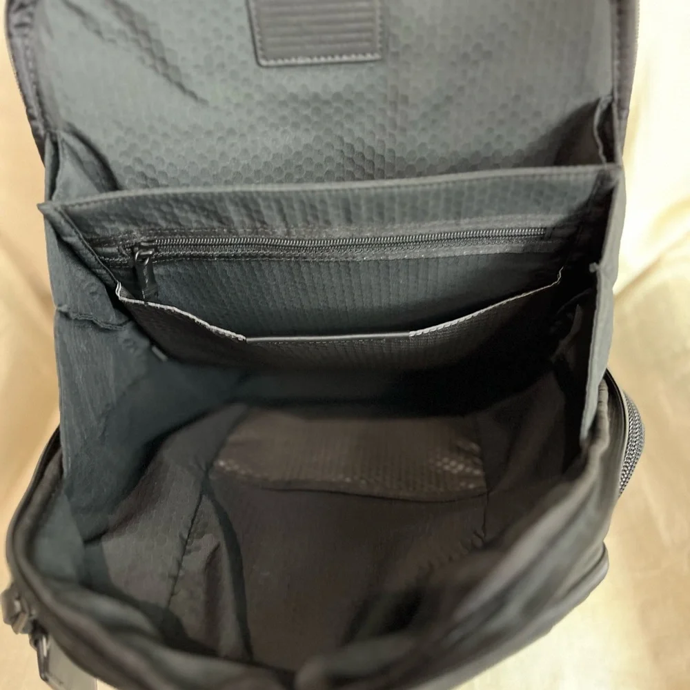Tumi Backpack Alpha Bravo Black leather details. Pristine condition. - Picture 5 of 9